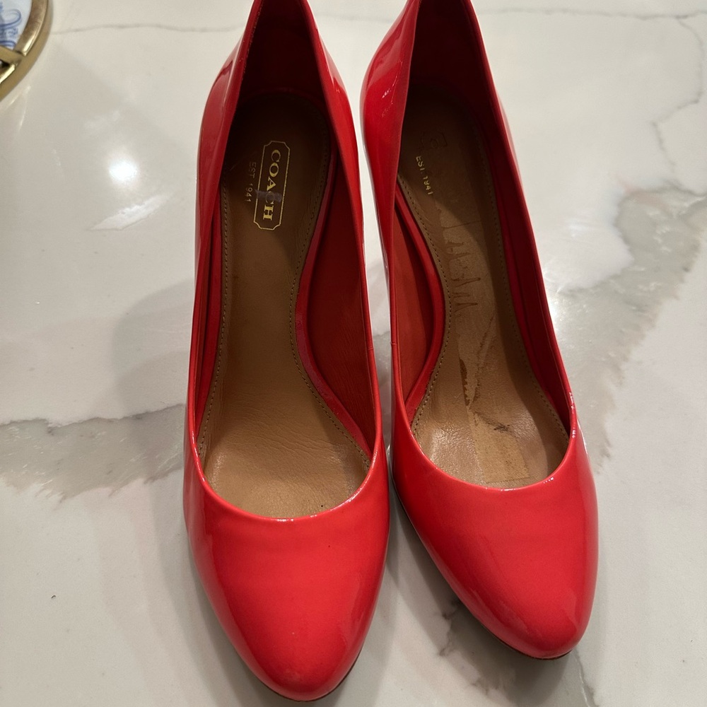Coach Red Heels Elegant smooth Finish